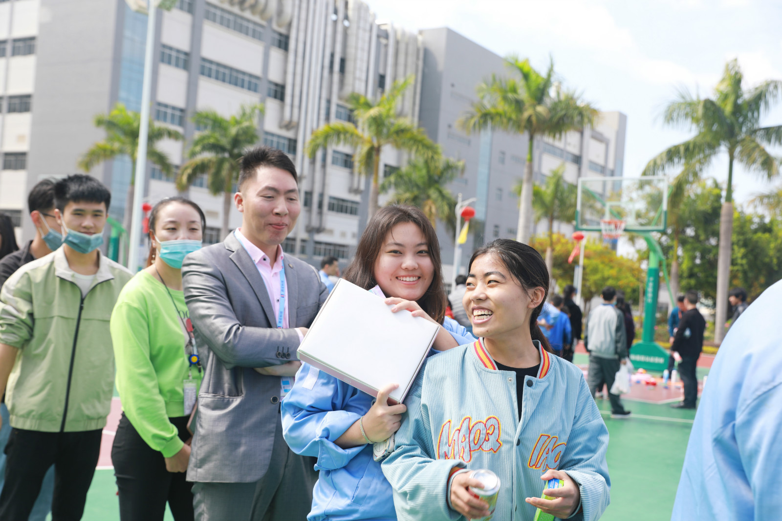 就地過(guò)年，年味不減—我在金年會(huì)挺好的
